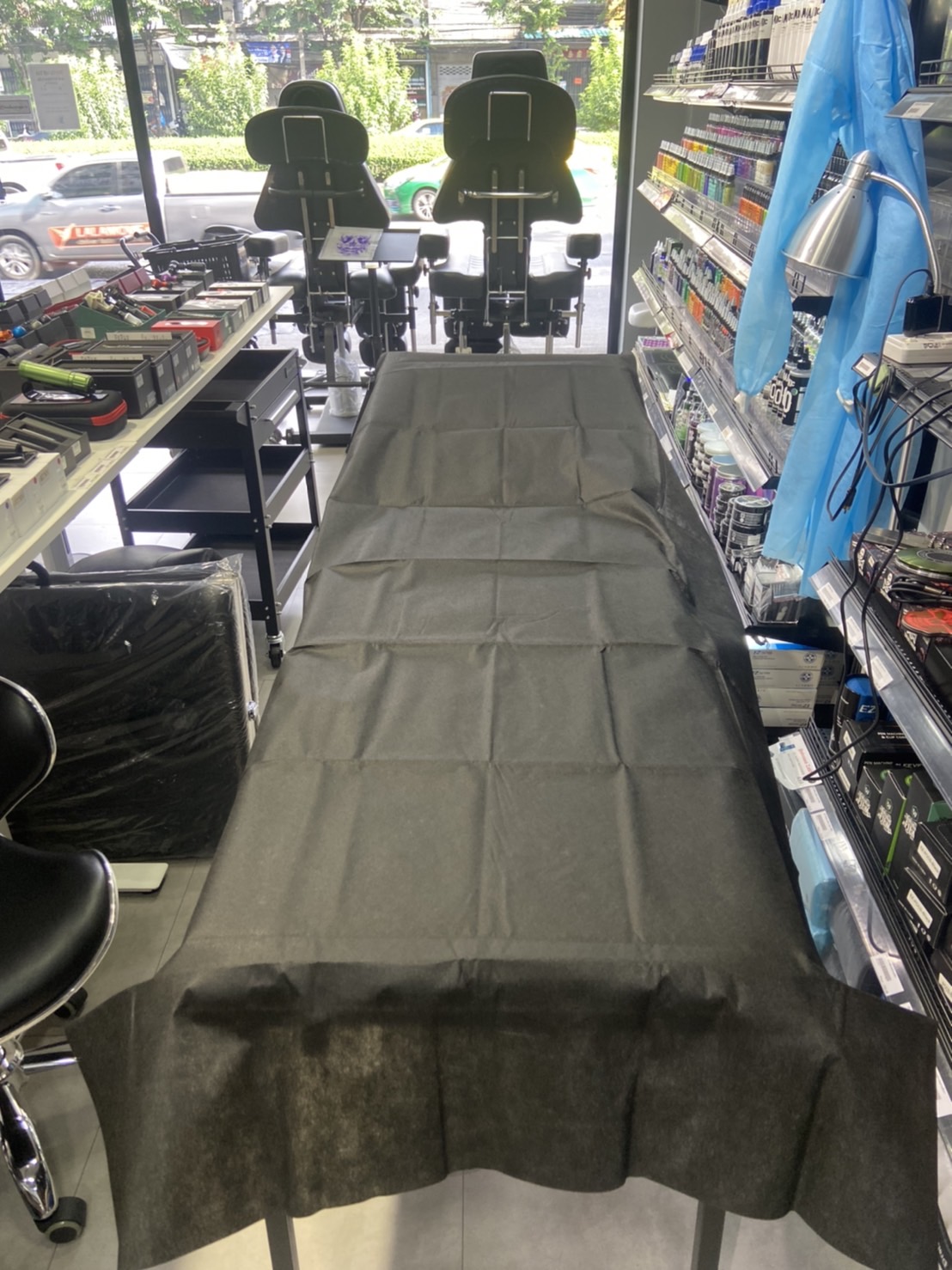 พลาสติกคลุมเตียง ELITE สีดำ 1 ชิ้น79฿ พลาสติกคลุมเตียง ELITE Plastic Tattoo Bedspread สีดำ 1 ชิ้น79฿ แบบใช้แล้วทิ้ง