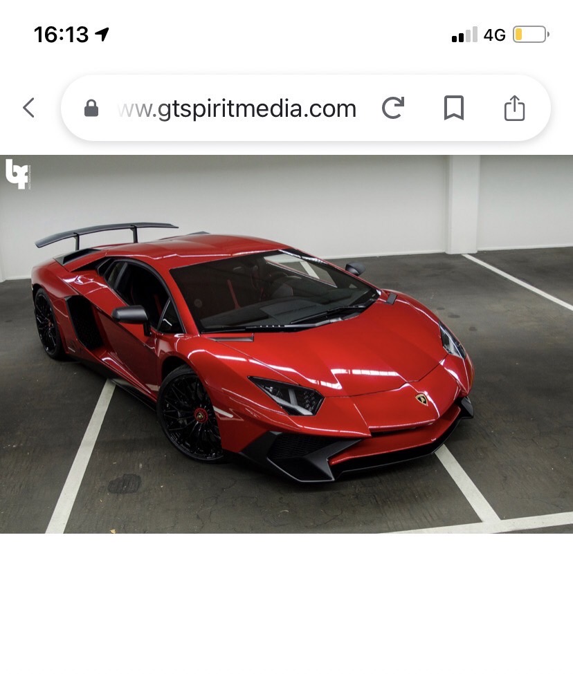 สีแดง Lamborghini