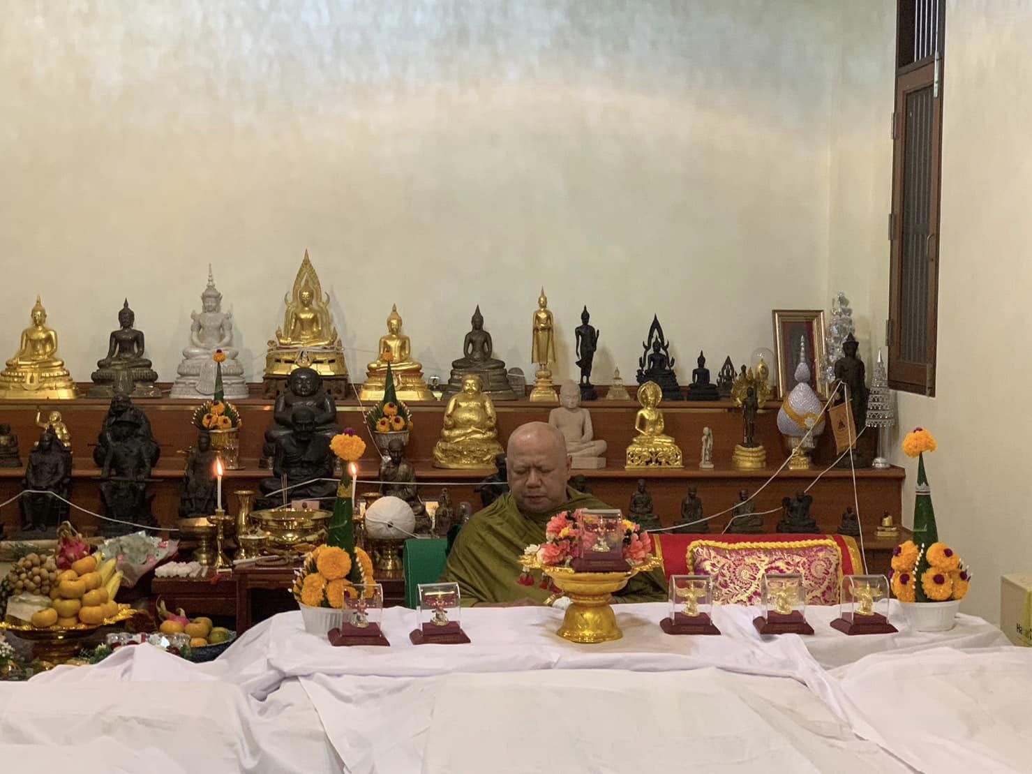 พญาครุฑ รุ่น ราชาครุฑ ขนาดตั้งหน้ารถ 3 นิ้ว(พร้อมส่ง)