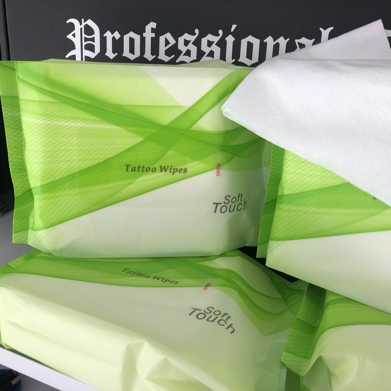 Professional Tattoo Tattoo Wipes ผ้าเช็ดแห้งทำความสะอาดระหว่างสัก Professional Tattoo Tattoo Aftercare Wipes White 20X20 cm