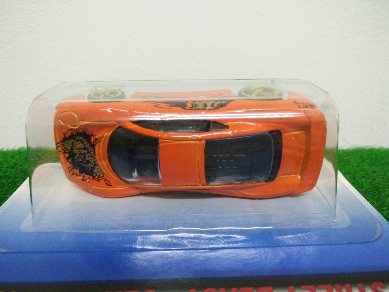 Hot Wheels Jaguar XJ220; Street Beast Series #2 of 4