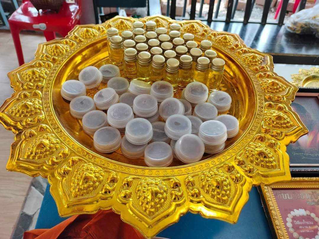 น้ำมันเทพรัญจวน,สีผึ้ง หลวงปู่มหาศิลา(พร้อมส่ง)