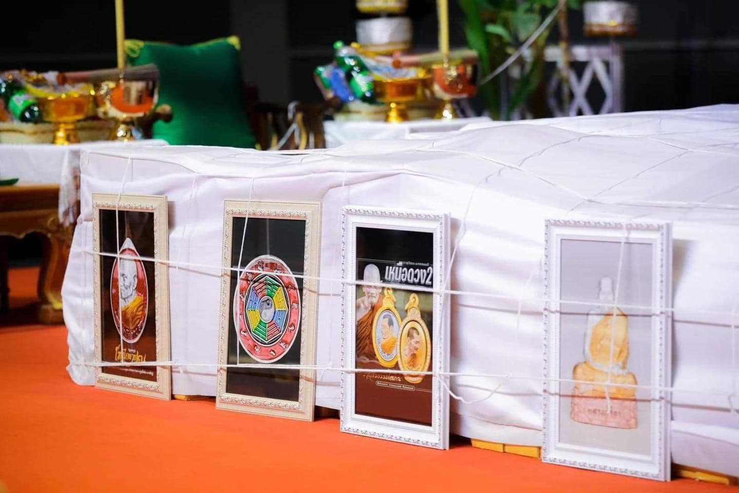 เหรียญกันชง8ทิศ เหรียญคำพร รวย ล้าน หลวงปู่มหศิลา เสกพร้อมเหนือดวง 2 เหรียญที่ระลึก พรมงคล พร้อมส่ง