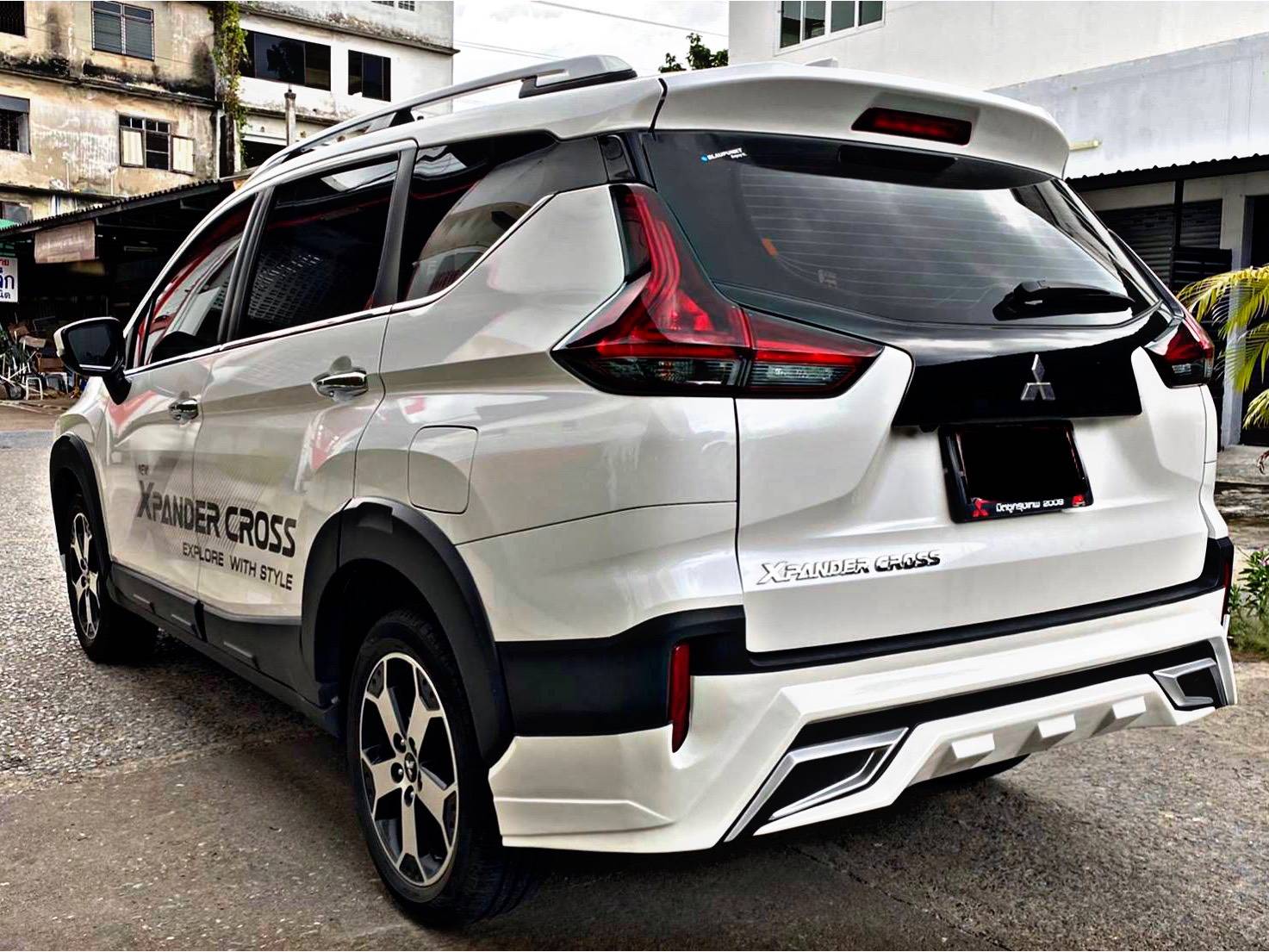 ชุดแต่ง XPANDER Corss