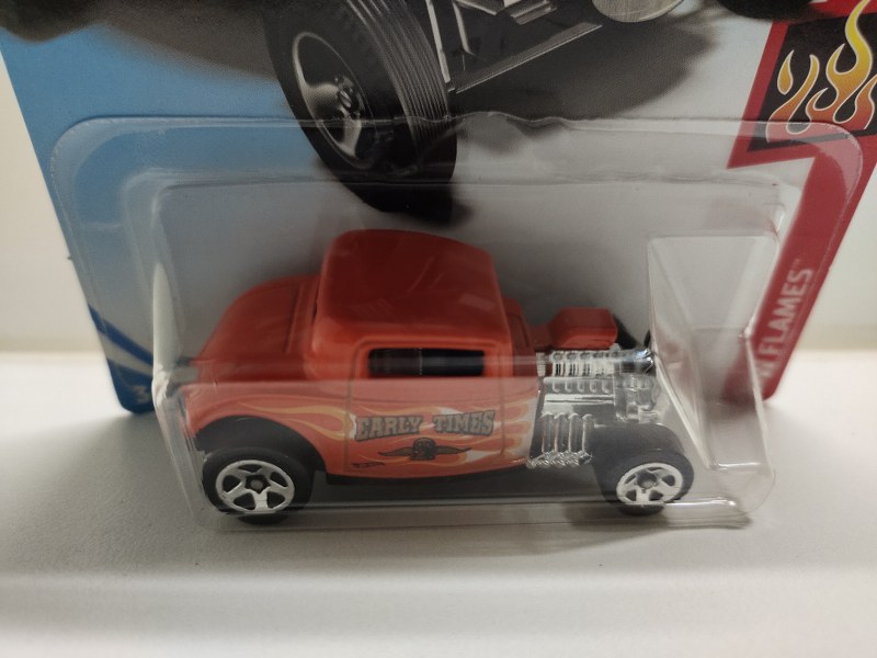 Hot Wheels HW Flames: '32 Ford # 10/10