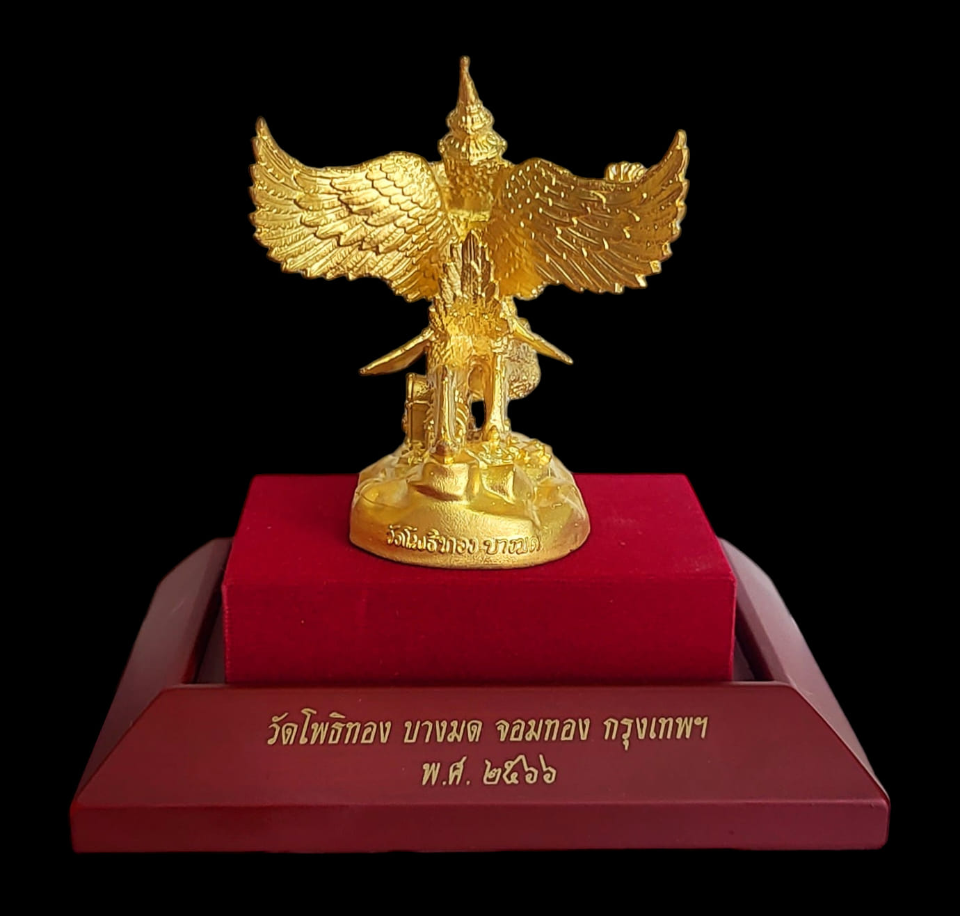 พญาครุฑ รุ่น ราชาครุฑ ขนาดตั้งหน้ารถ 3 นิ้ว(พร้อมส่ง)