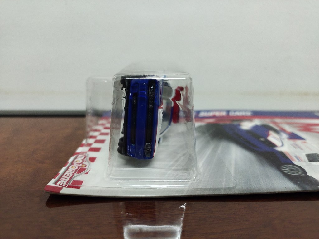 Majorette Dubai Ambulance super cars