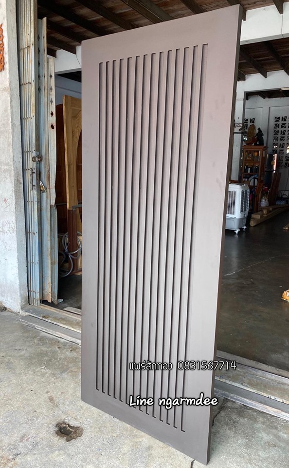 ประตูไม้สักบานเดี่ยว