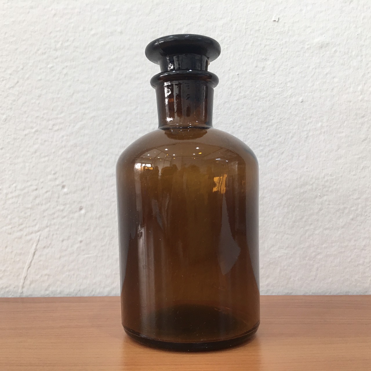 ขวดใส่สารสีชา ปากแคบ จุกแก้ว 250 ml Reagent bottle amber