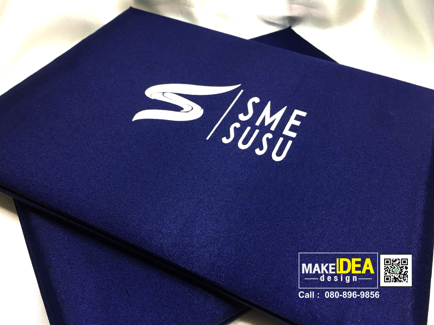 ปกประกาศนียบัตรงานสกรีนโลโก้สีขาว