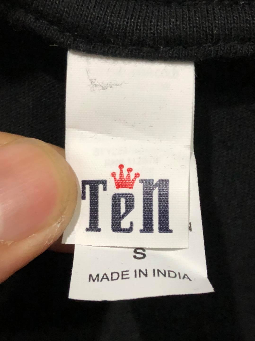 เสื้อวง Kiss ปี 2010 Size S สินค้าลิขสิทธิ์แท้ 100%