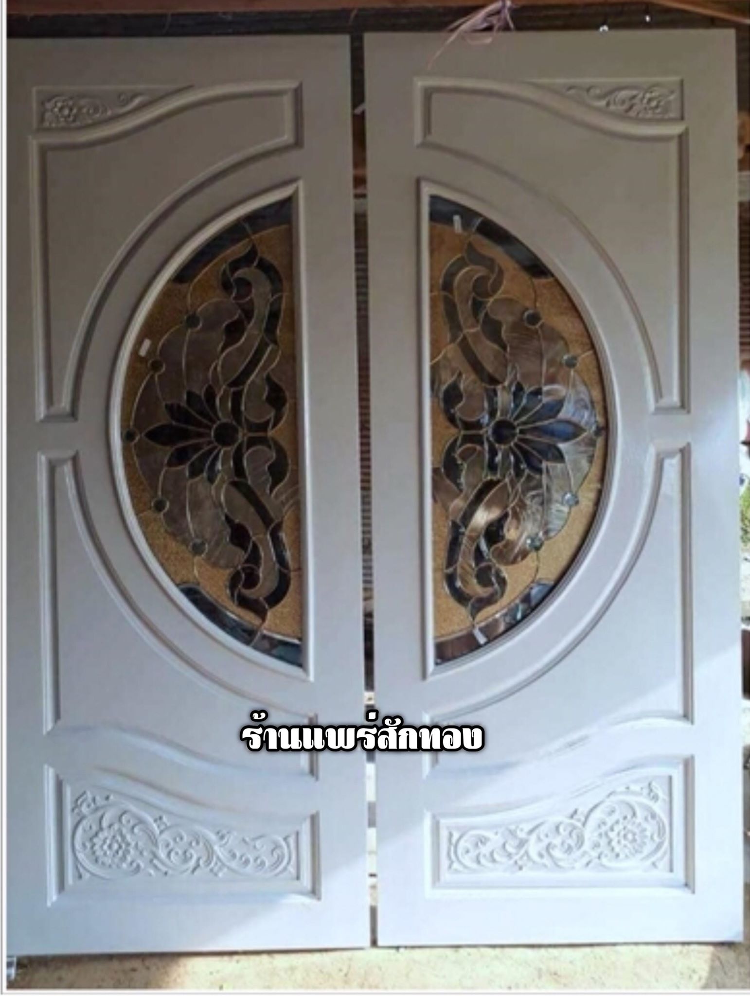 ประตูไม้สักกระจกนิรภัยบานคู่
