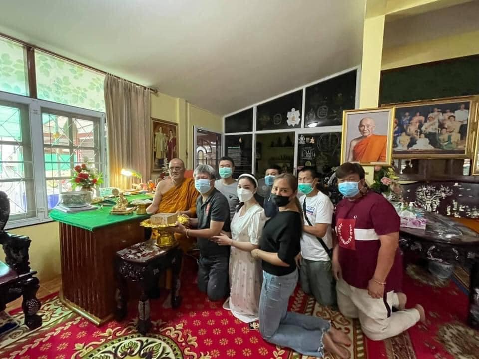 เศรษฐีพันล้าน หลวงพ่อทอง วัดบ้านไร่(ยกลัง)