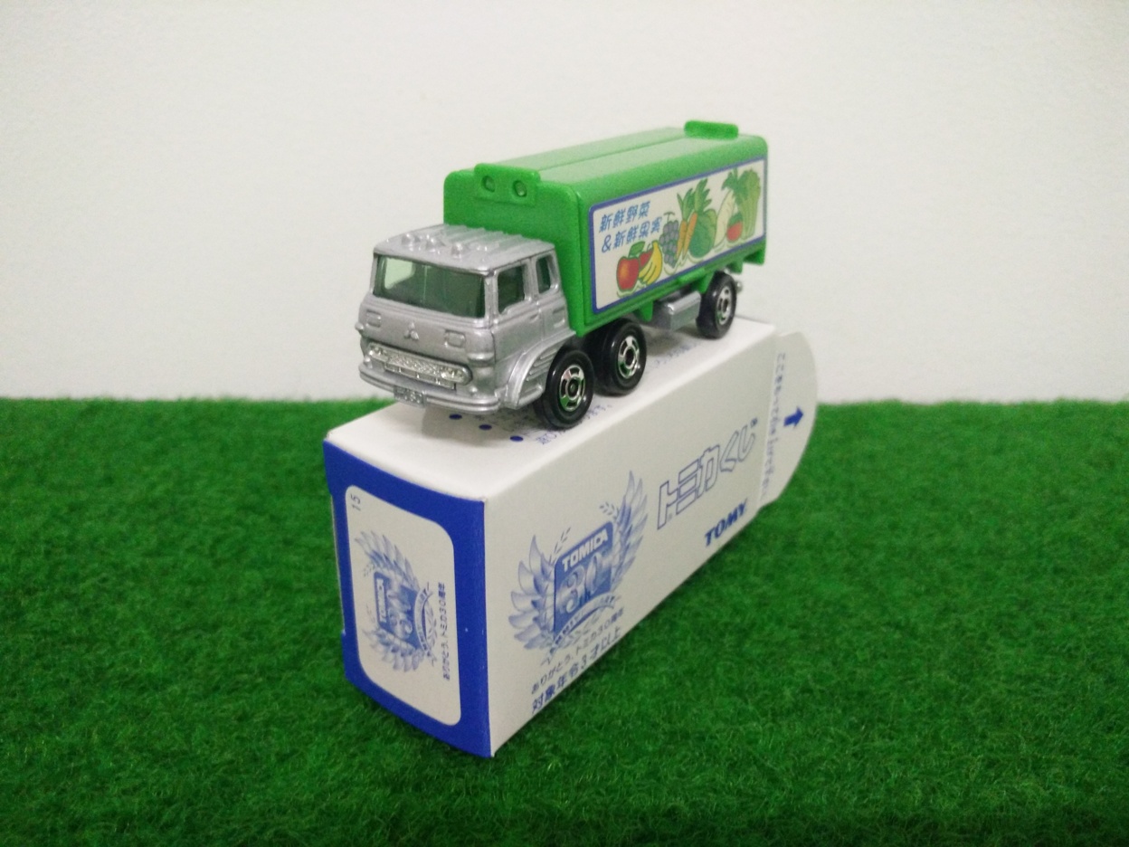 Tomy Tomica 30th Anniversary Fuso Truck Series ปี 2000