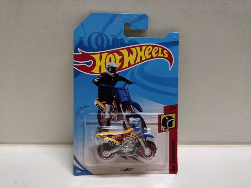 Hot Wheels HW Daredevils: HW450F # 3/5