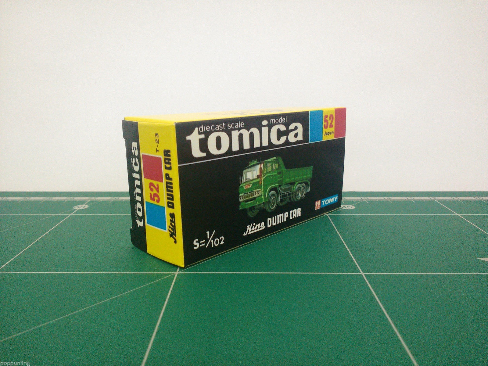 กล่องพิมพ์ Reproduction Box สำหรับ Tomica Black Box No.52 Hino Dump Car (กล่องเปล่า, ไม่มีรถ)