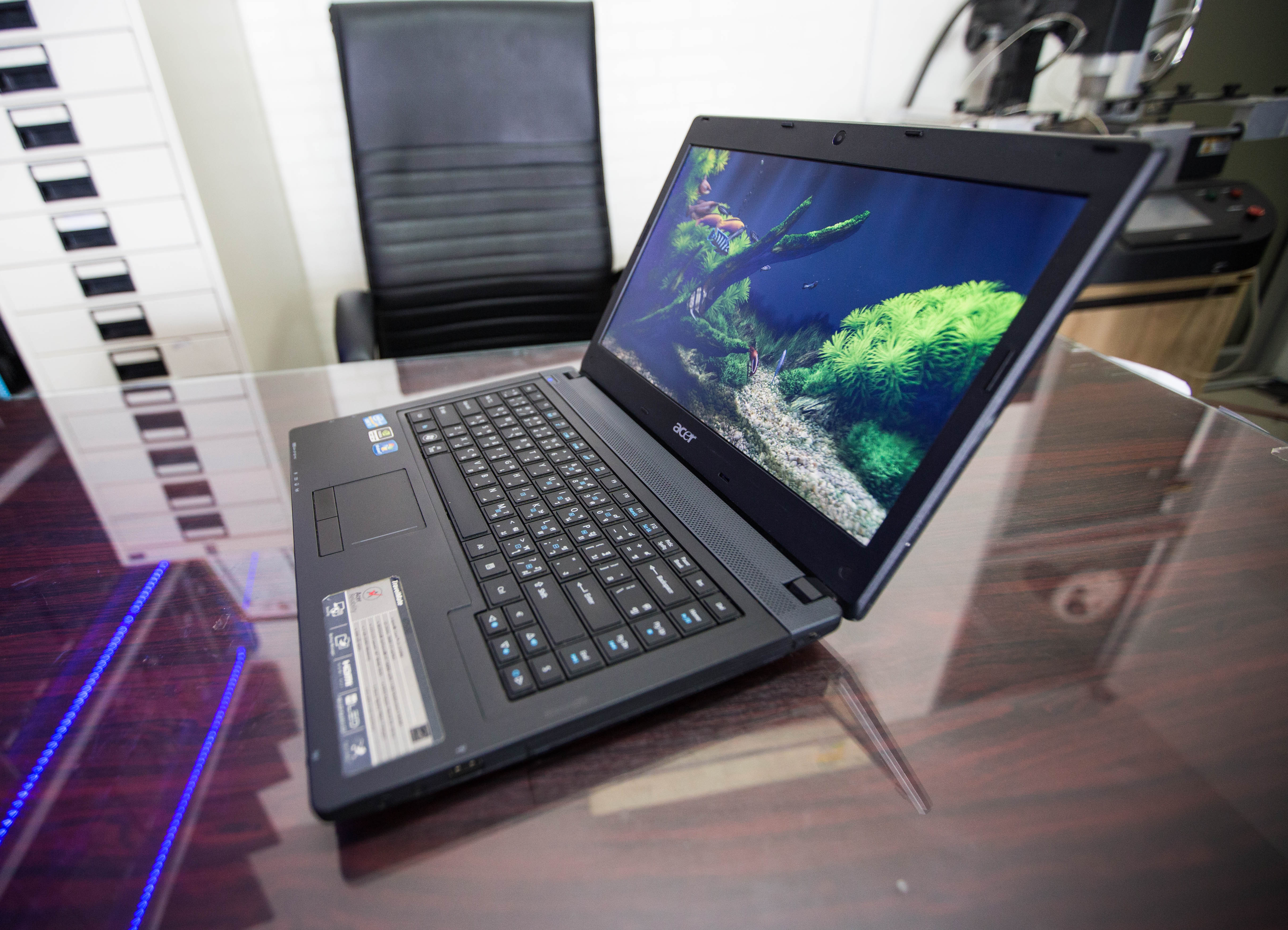 4750G (Core i3 การ์ดจอแยก)