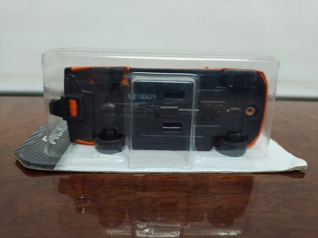 Majorette Pickup Series 3 Hilux Revo สีส้ม