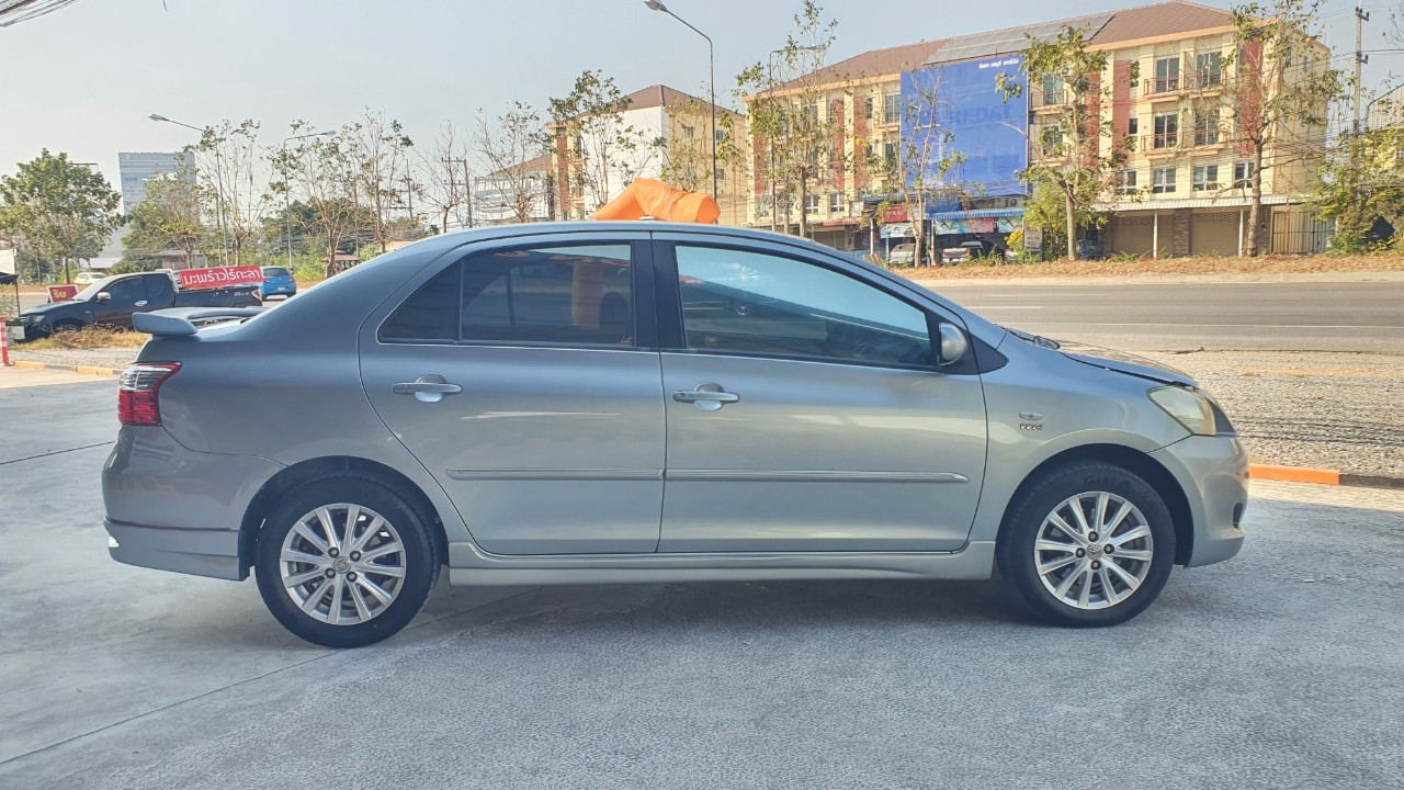 TOYOTA VIOS 1.5 ES A/T 2010