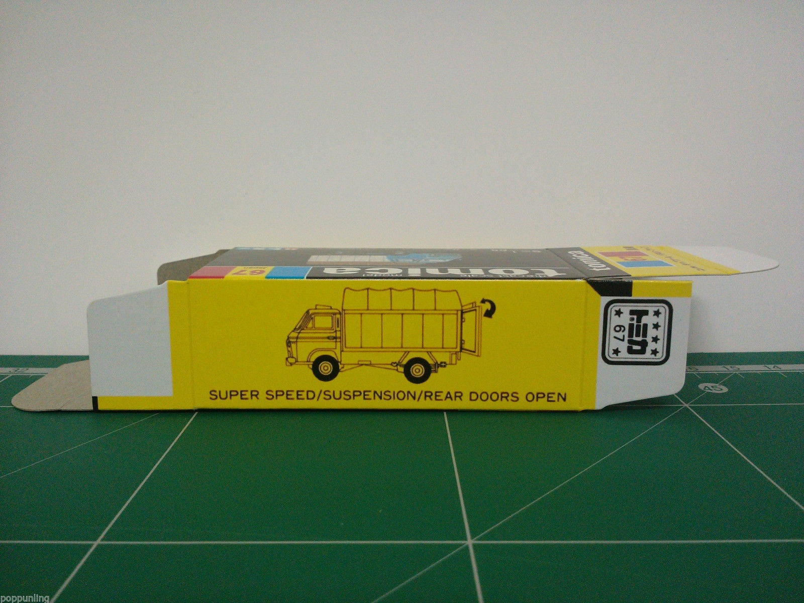 กล่องพิมพ์ Reproduction Box สำหรับ Tomica Black Box No.67 Nissan Caball Panel Truck (กล่องเปล่า, ไม่มีรถ)