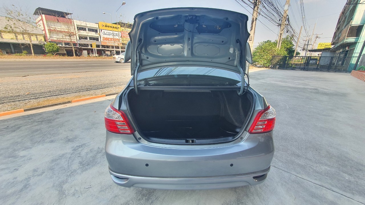 TOYOTA VIOS 1.5 ES A/T 2010