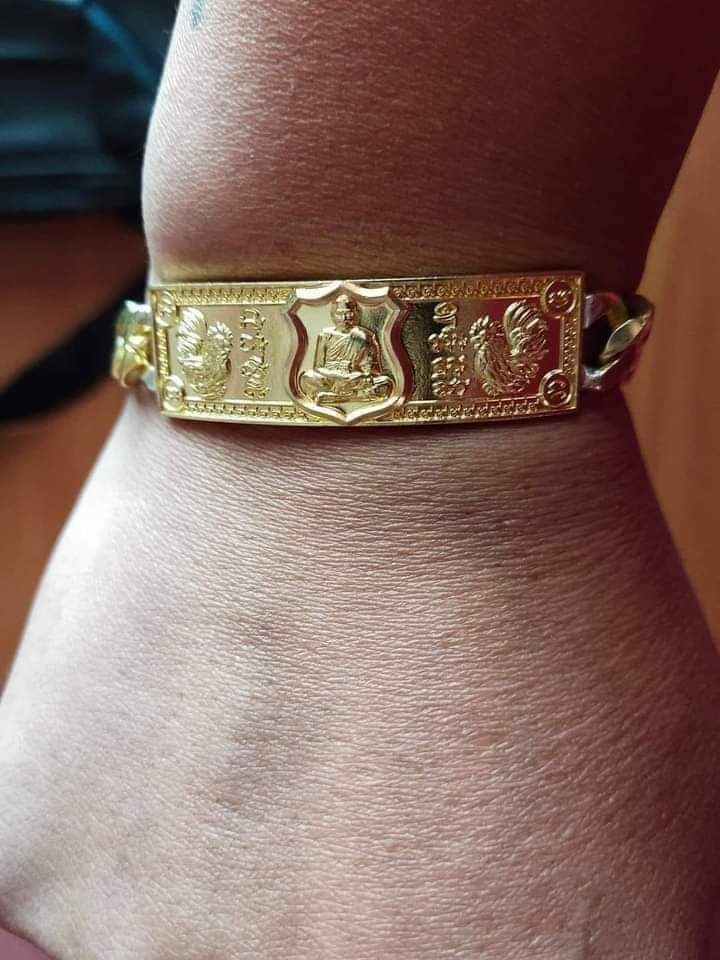 เลสเต็มองค์ รุ่นพันล้าน หนัก 4 บาท หลวงพ่อพัฒน์ ลุ้นเนื้อ