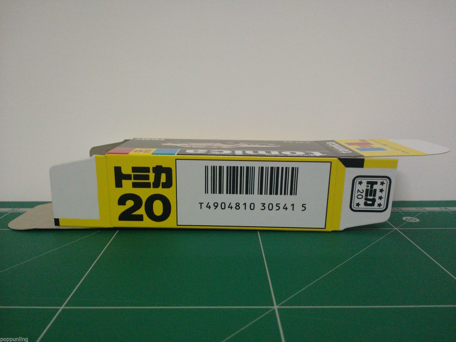กล่องพิมพ์ Reproduction Box สำหรับ Tomica Black Box No.20 Nissan Skyline 2000 Turbo GT-ES (กล่องเปล่า, ไม่มีรถ) T-31
