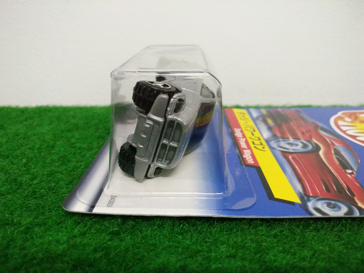 Hot Wheels Dodge Power Wagon แพ็คญี่ปุ่น