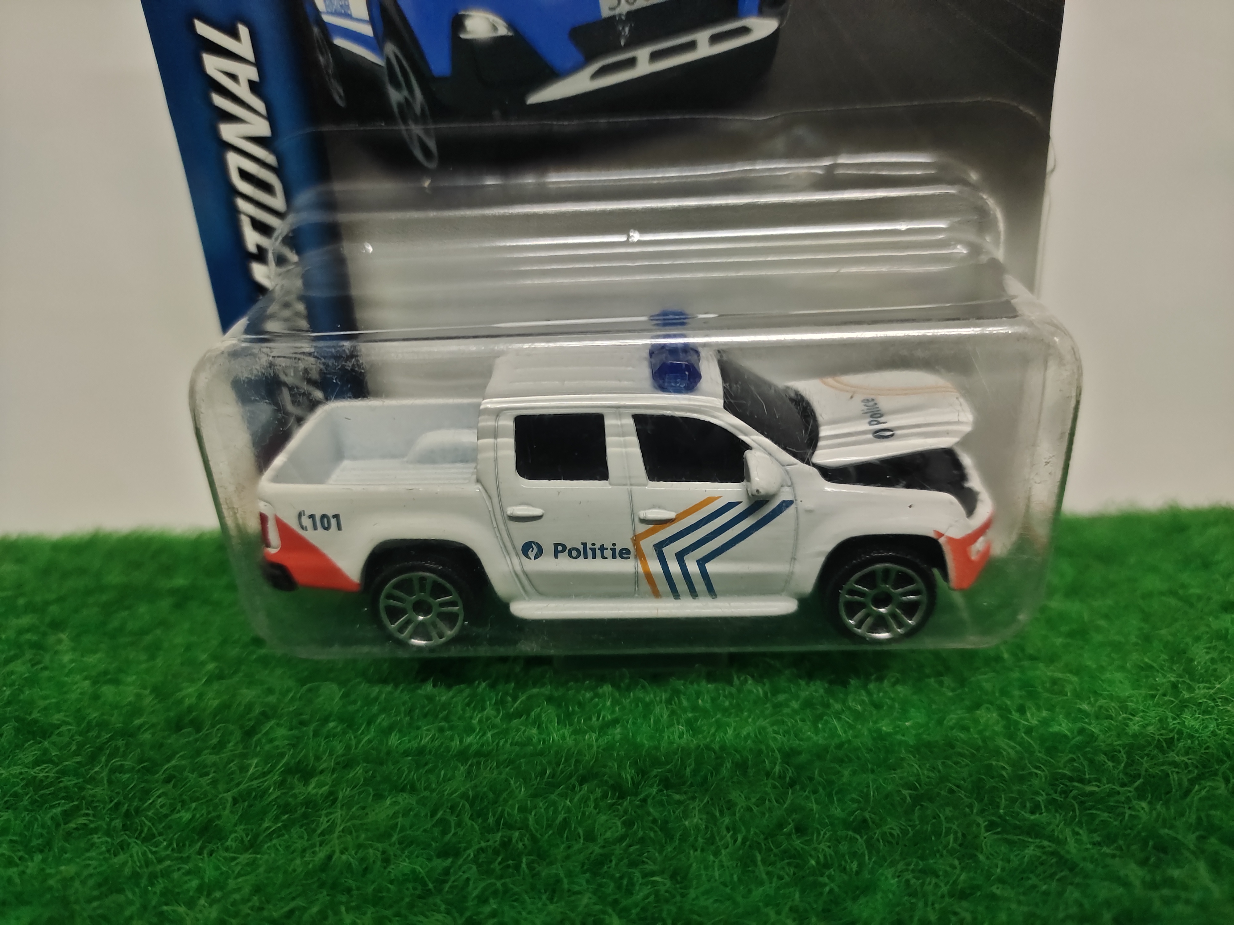 Majorette International Police Series กะบะขาว