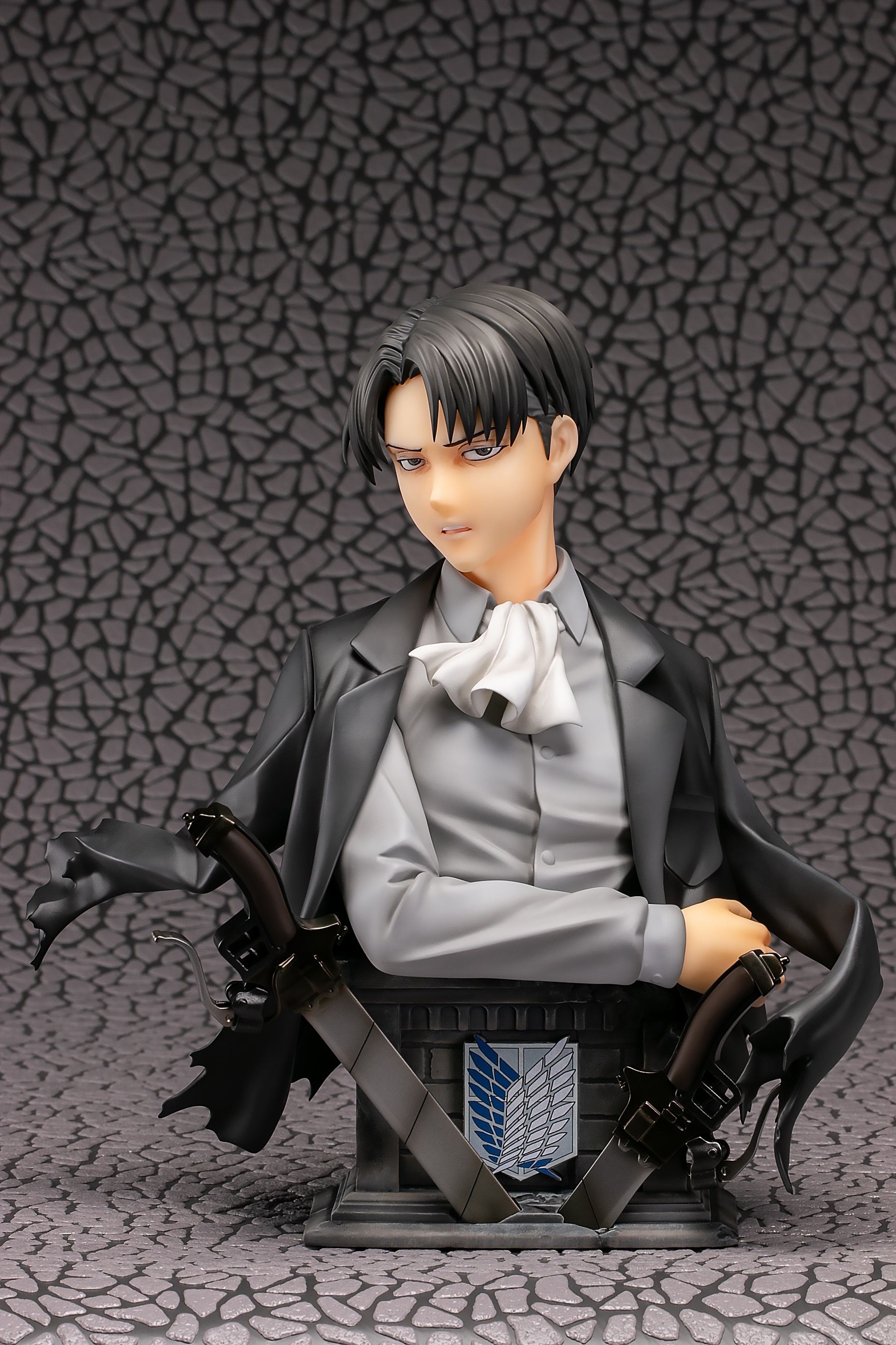 Attack on Titan - Levi Bust Figure Color Ver. [ของแท้]