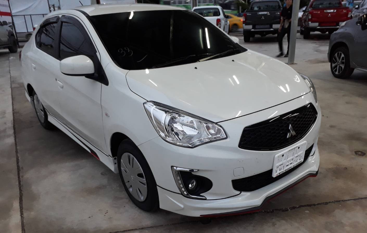 ชุดแต่ง Attrage 2019