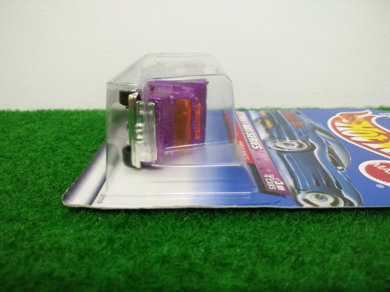 Hot Wheels Ambulance; Street Art Series #3 of 4