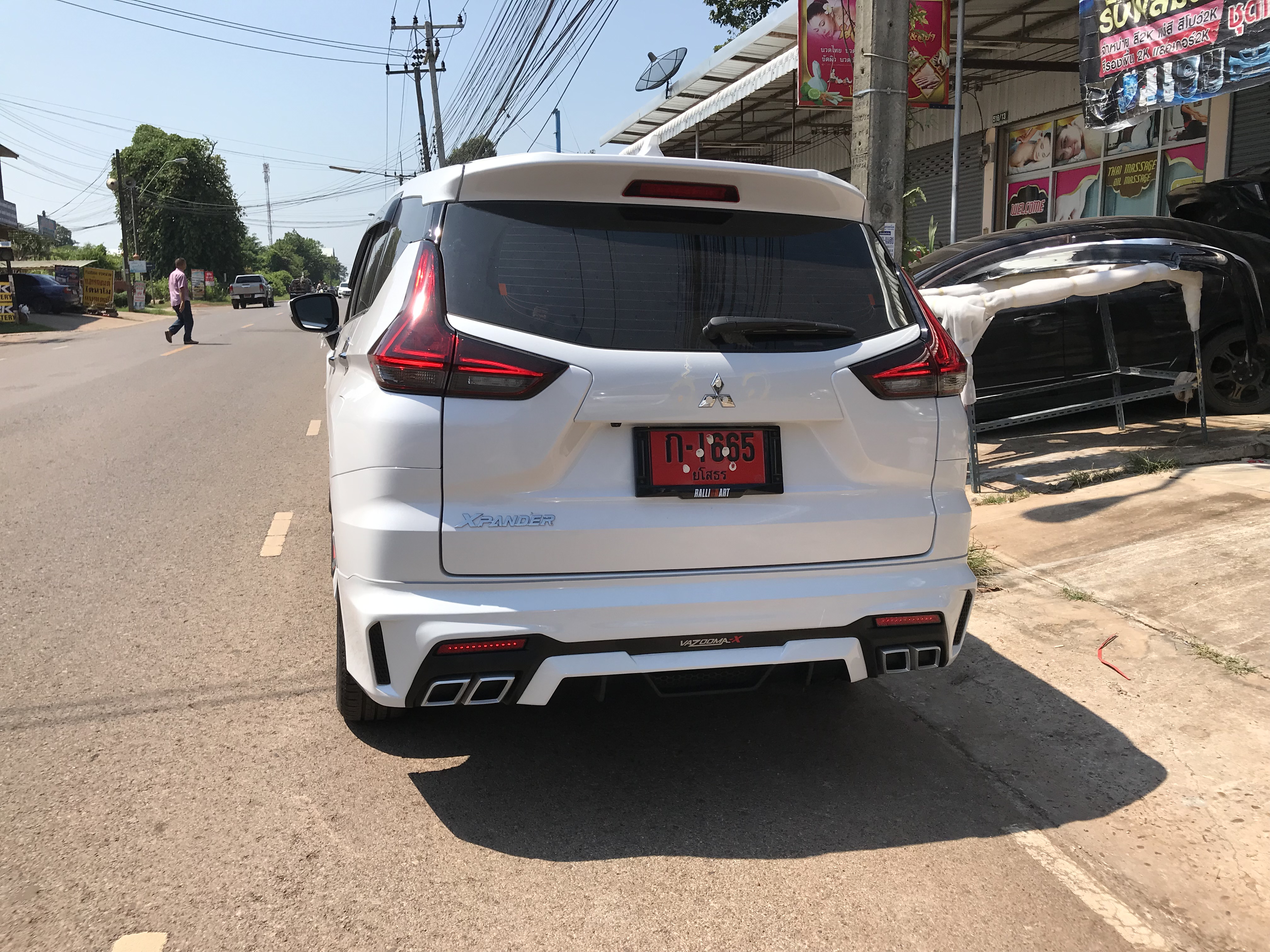 ชุดแต่งรอบคัน Xpander ทรง Vazooma X