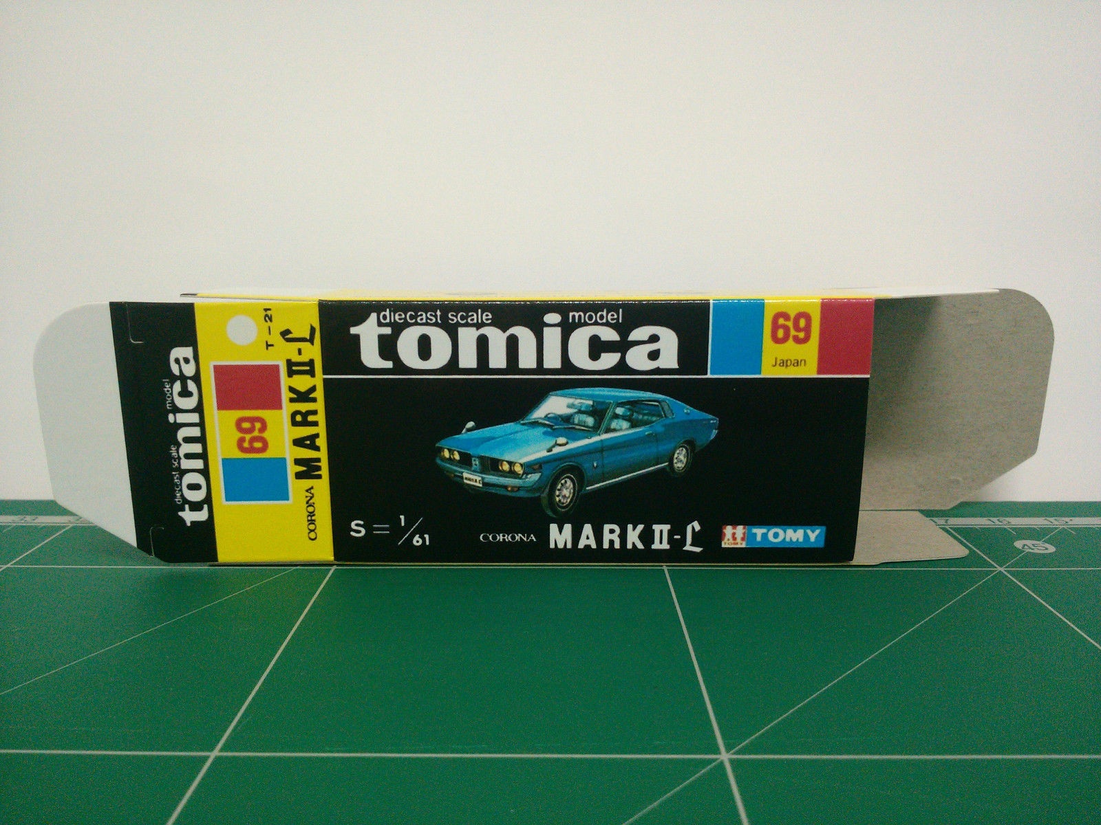 กล่องพิมพ์ Reproduction Box สำหรับ Tomica Black Box No.69 Toyota Mark II-L (กล่องเปล่า, ไม่มีรถ)
