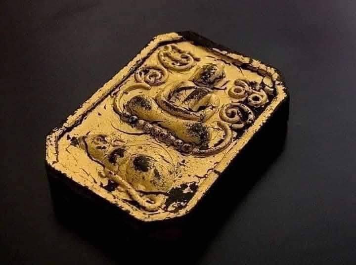 พระผง 8 เหลี่ยม สมเด็จขี่หนู หลวงปู่หนูอินทร์ กิตติสาโร วัดป่าพุทธมงคล จังหวัดกาฬสินธุ์ รุ่นเจริญพร (ยกลังพร้อมส่ง)