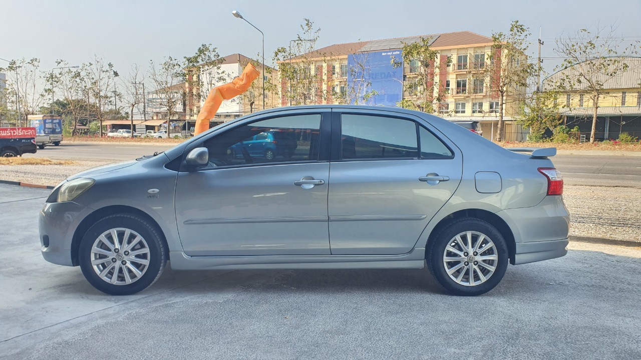 TOYOTA VIOS 1.5 ES A/T 2010