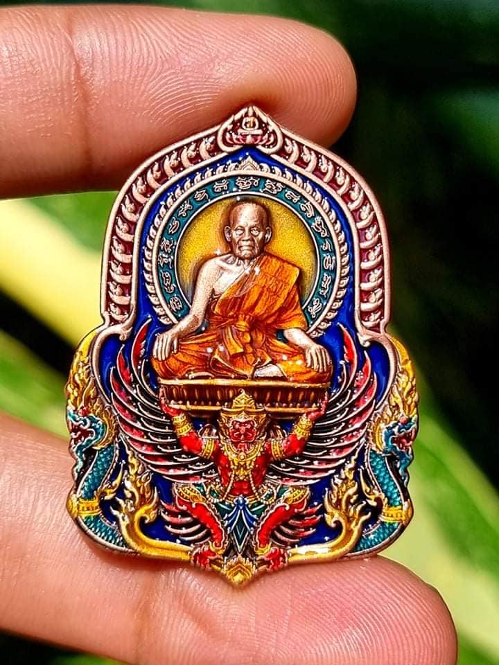 ราชันย์แสนล้าน หลวงพ่อพัฒน์ วัดห้วยด้วน