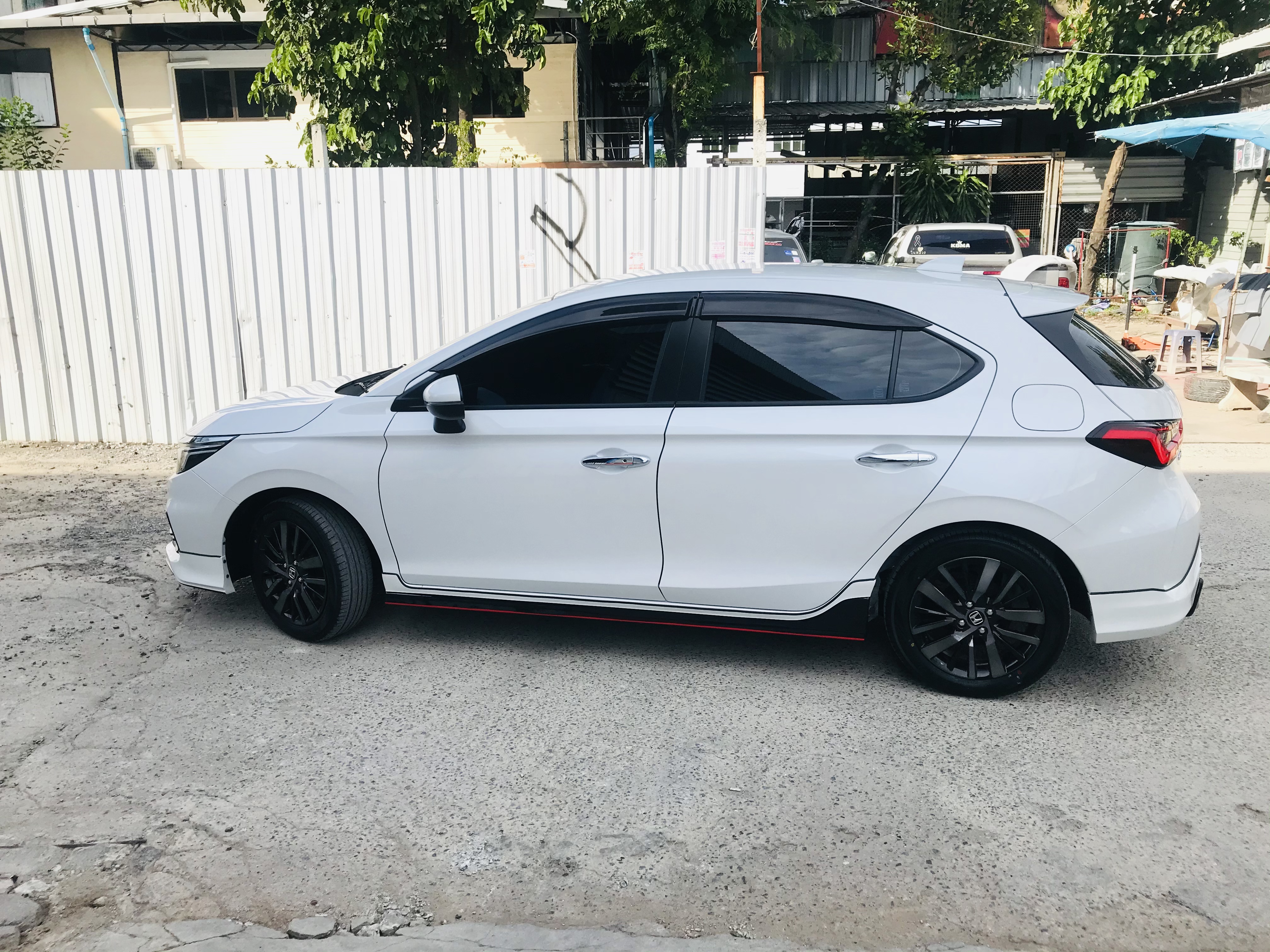 ชุดแต่งรอบคัน City Hatchback 2021