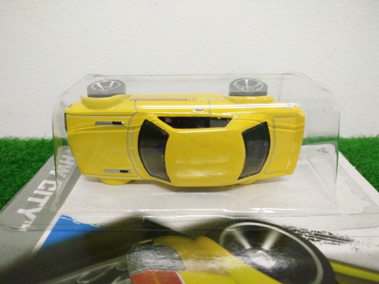 Hot Wheels '70 Toyota Celica; WH City 2013