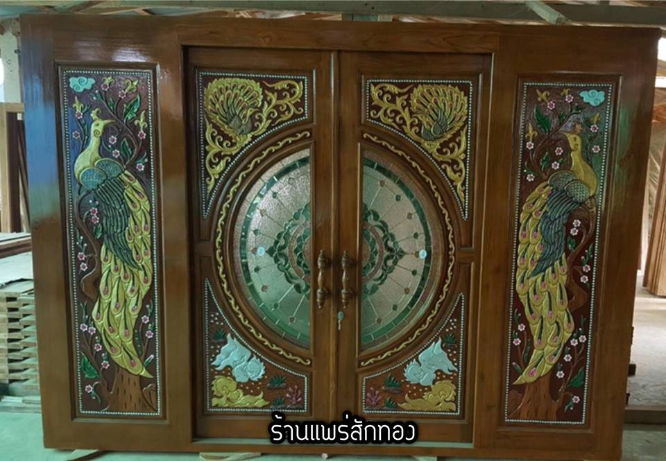 ประตูไม้สักบานกระจกนิรภัยบานเลื่อนบานประตูไม้สักปิด เปิด