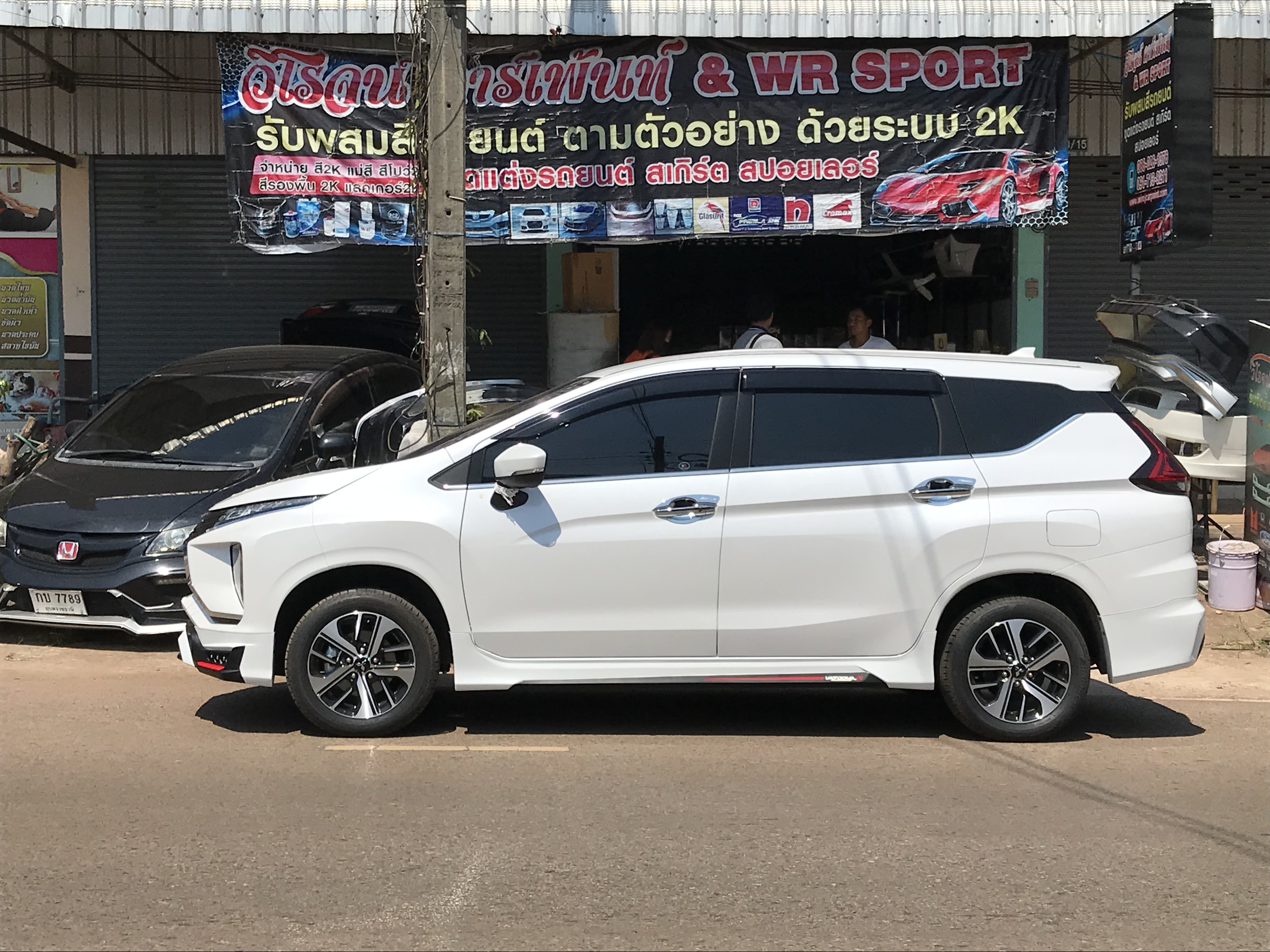 ชุดแต่งรอบคัน Xpander ทรง Vazooma X