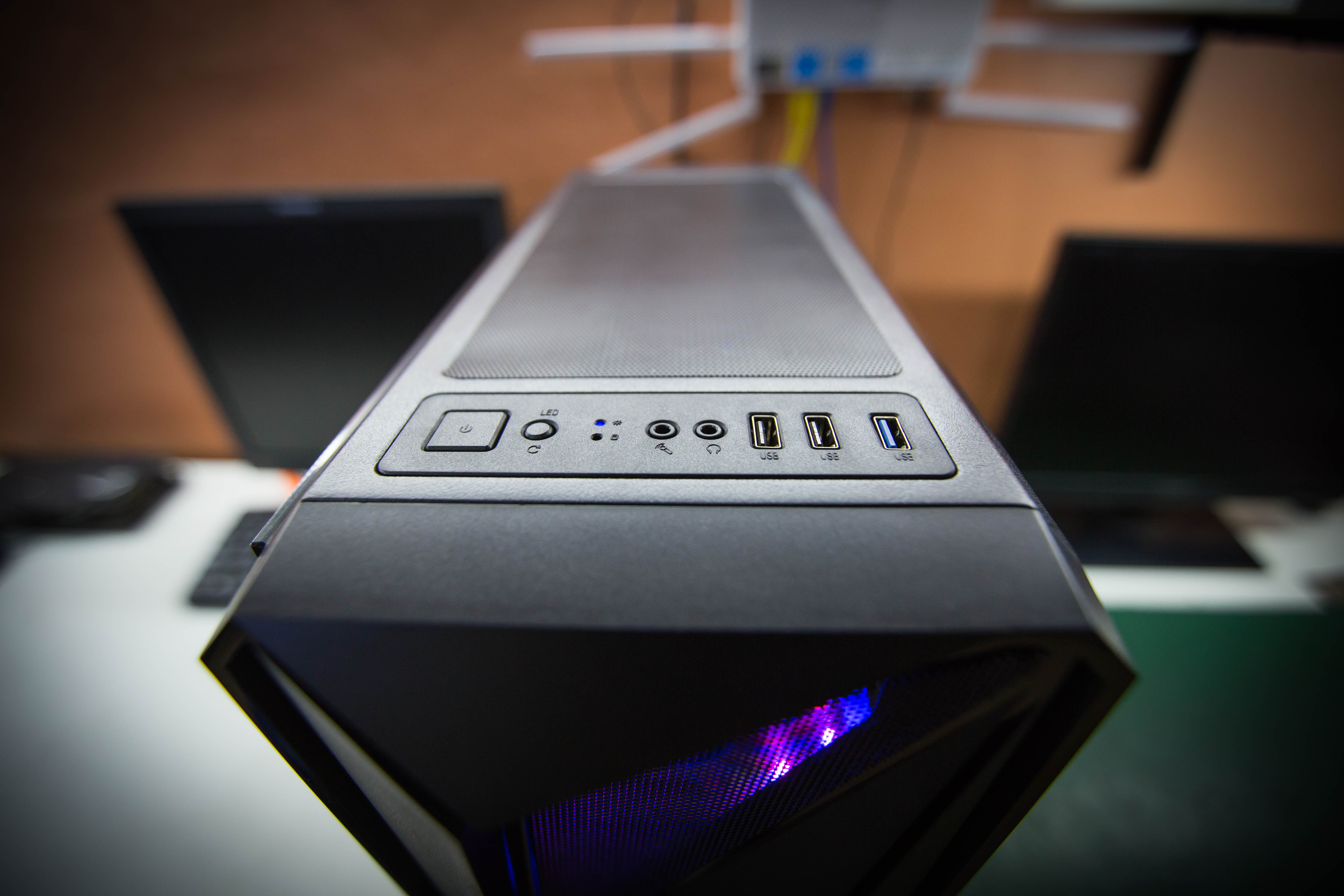 PC ประกอบสวยๆกับ CPU 4Coreพร้อมSSD120GB