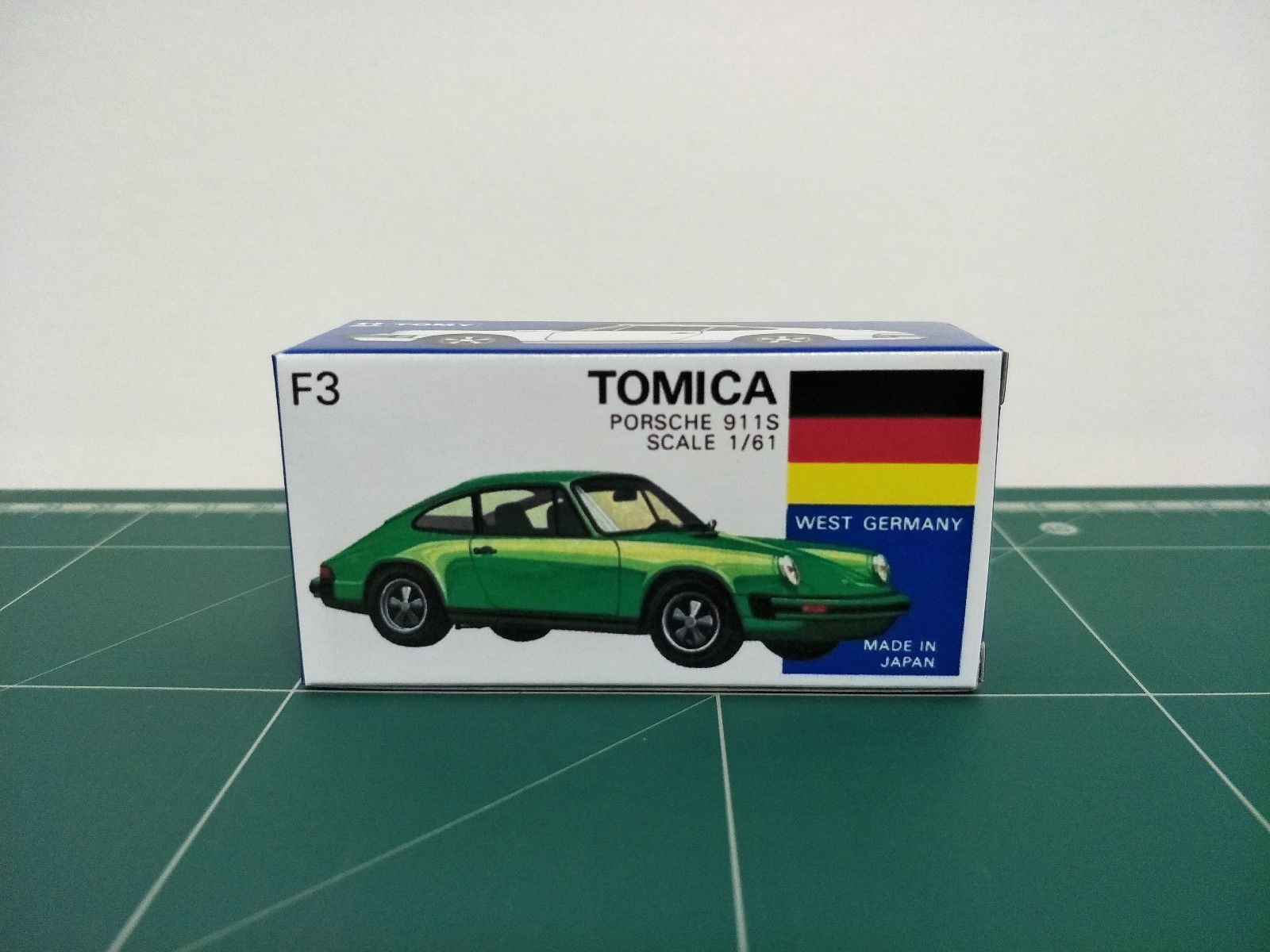 กล่องพิมพ์ Reproduction Box สำหรับ Tomica Blue Box No.F3 Porsche 911S (กล่องเปล่า, ไม่มีรถ)