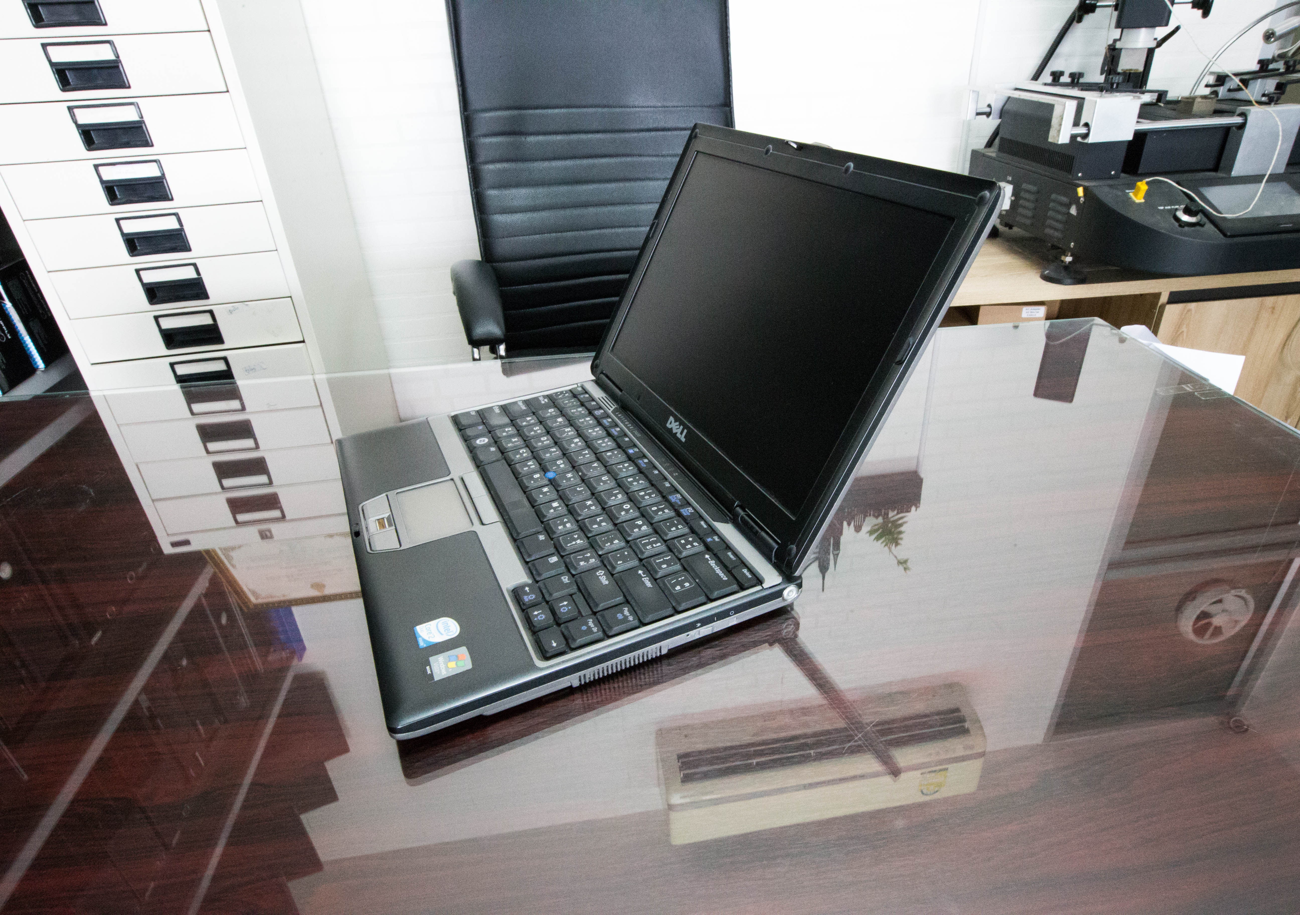 DELL Latitude D430