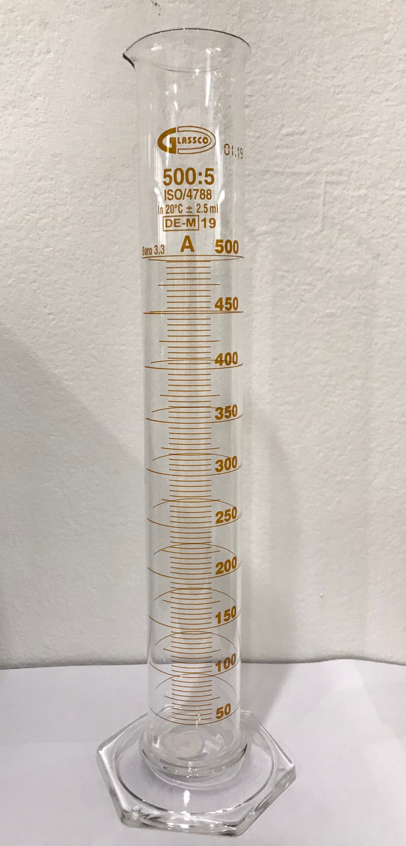 กระบอกตวงแก้ว 500 ml "Glassco" Class A Glass Measuring Cylinder