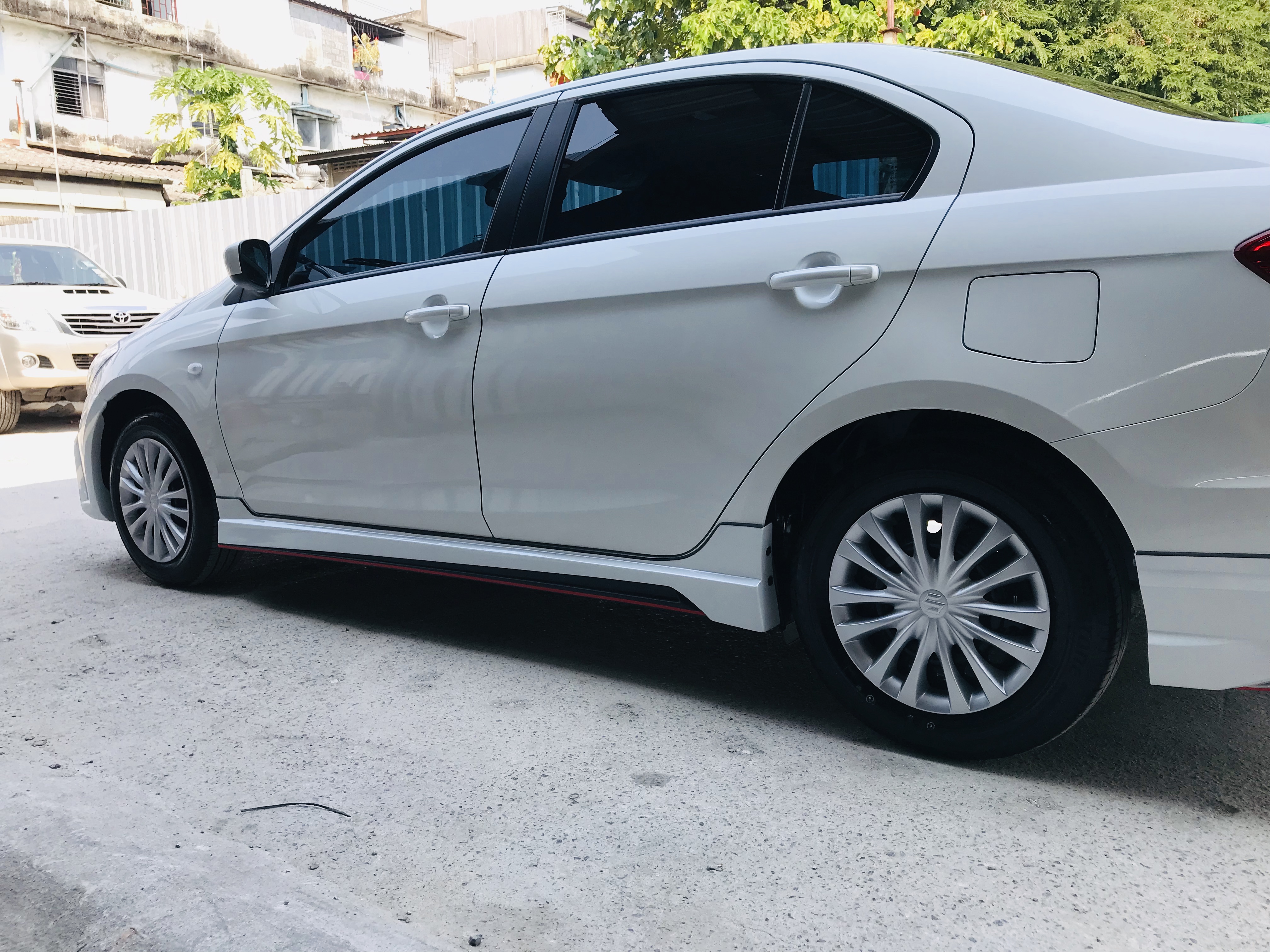 ชุดแต่งรอบคัน Suzuki-Ciaz หน้าเต็ม AUDI