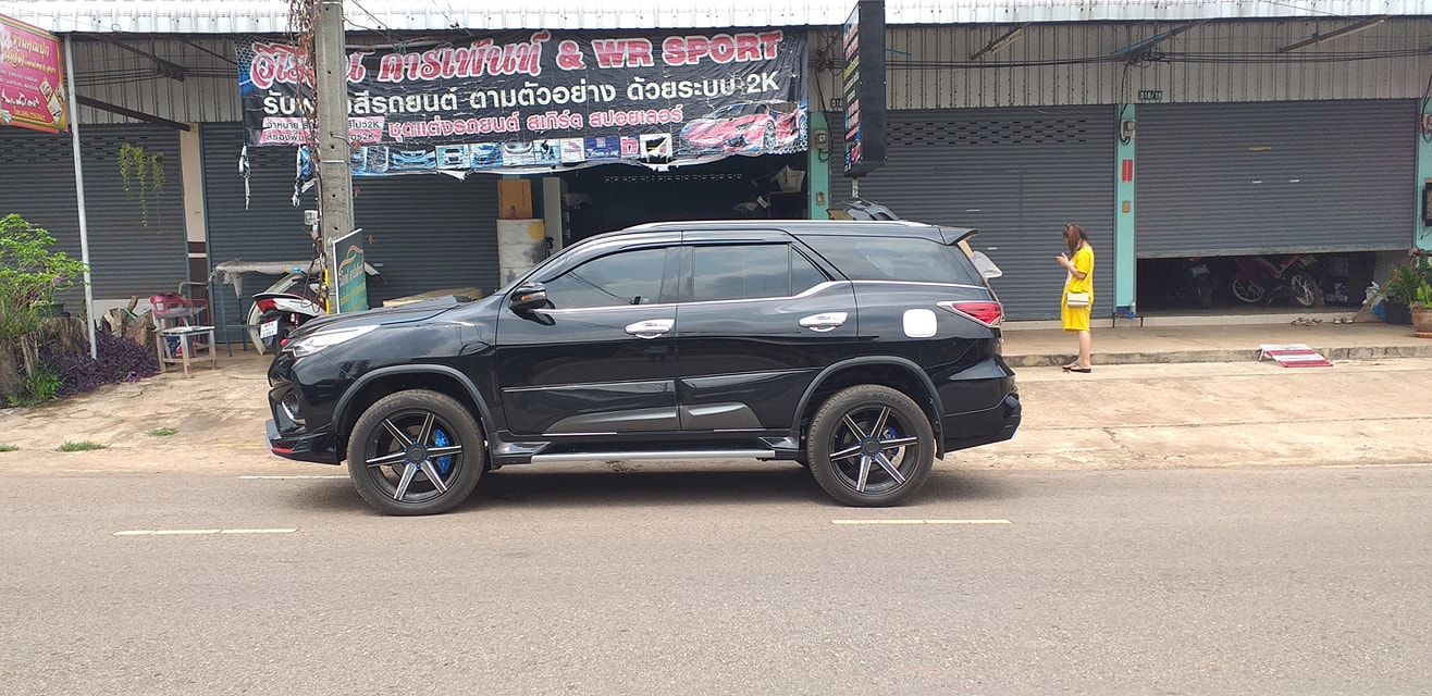 ชุดแต่งรอบคัน FORTUNER 2018-2019