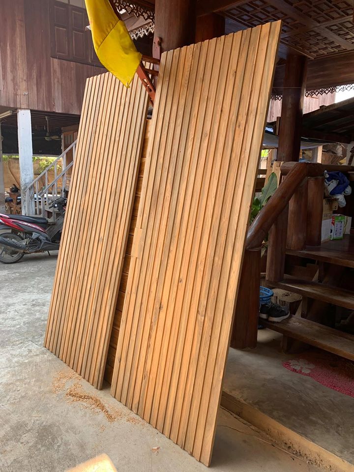 ประตูไม้สักบานเดี่ยว