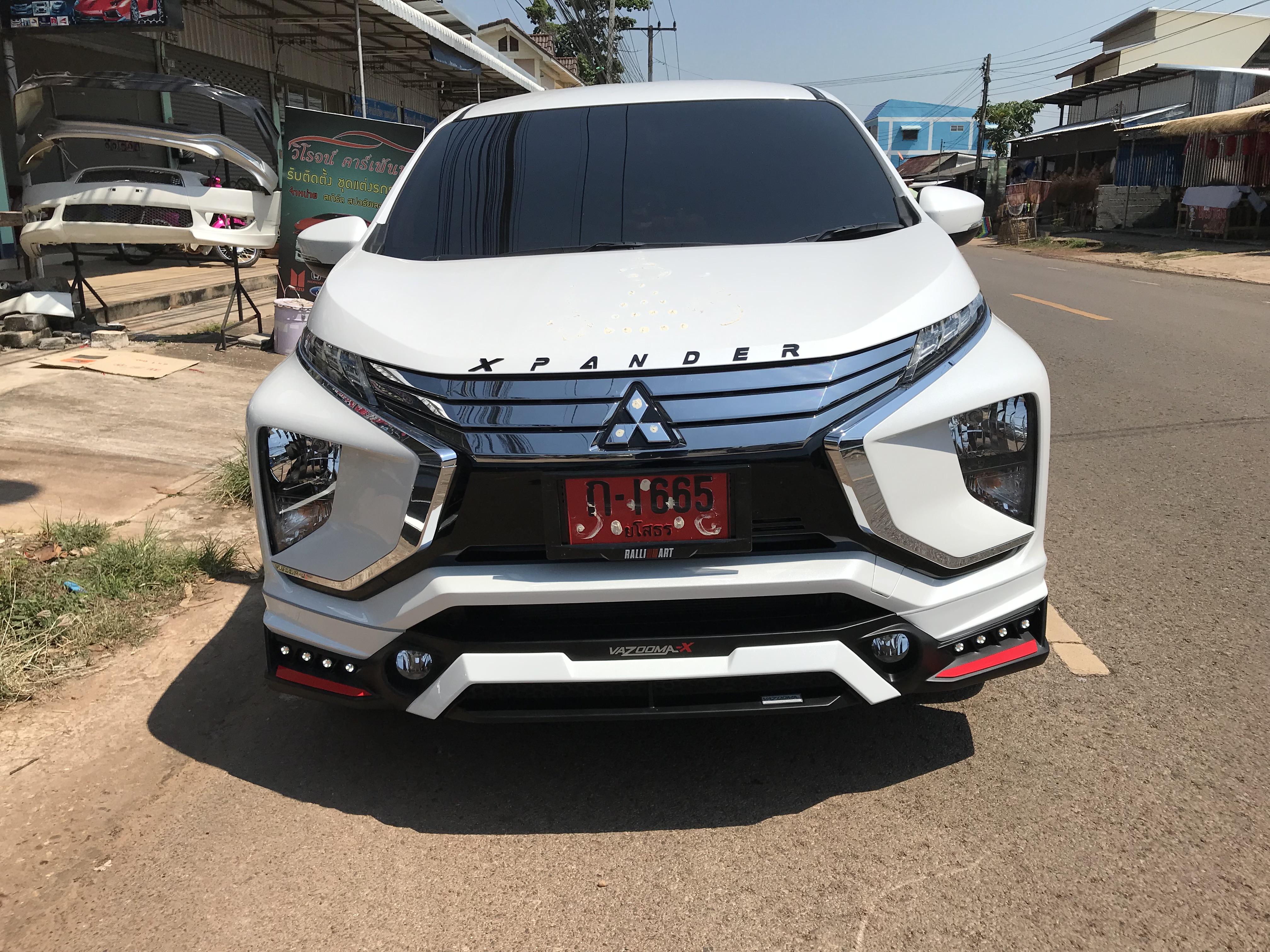 ชุดแต่งรอบคัน Xpander ทรง Vazooma X