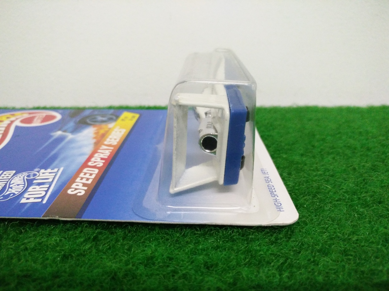 Hot Wheels Hydroplane; Speed Spray Series #1 of 4